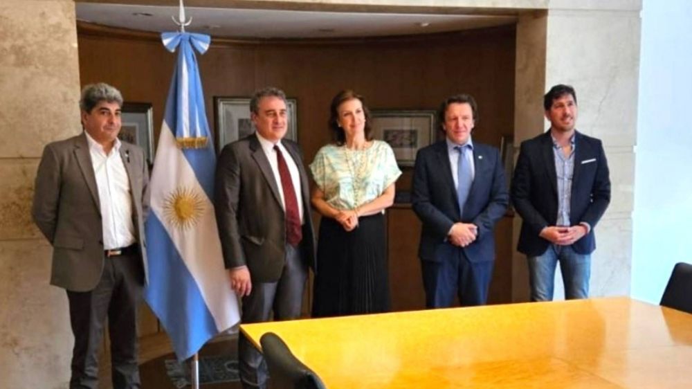 Delegacin del Centro Islmico de la Repblica Argentina fue recibida por la Canciller de la Nacin