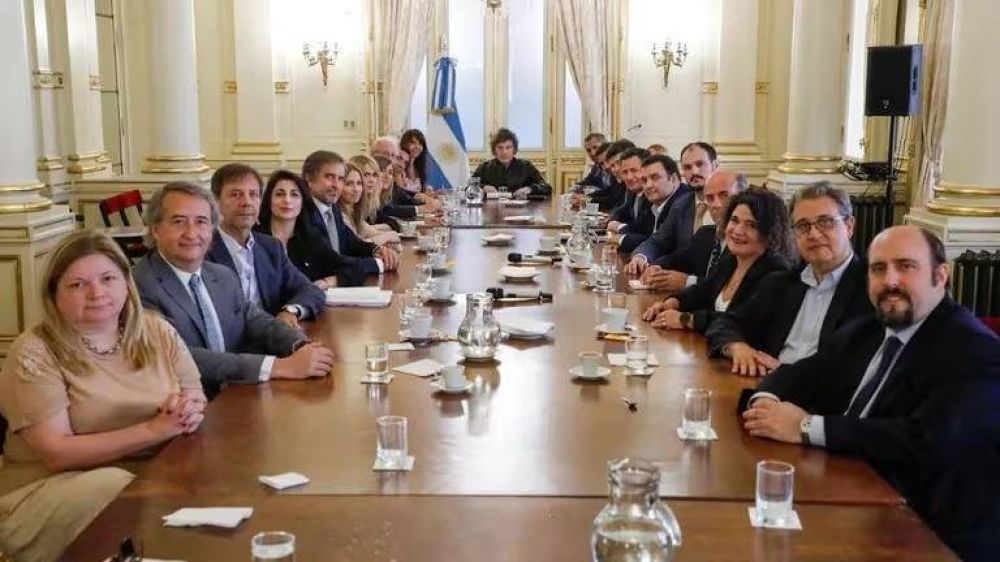 Javier Milei enviar� al Congreso el DNU de desregulaci�n de la econom�a pese al fallo que suspendi� la reforma laboral