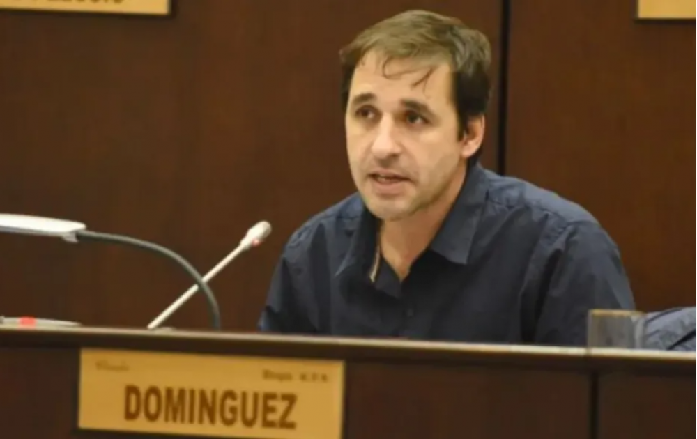 Domnguez: El proyecto del gobernador genera super privilegiosJ