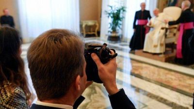 El Papa: Cu�ntos conflictos alimentados por fake news, desarmar el lenguaje