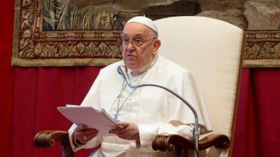 'La paz del mundo est� cada vez m�s amenazada', advirti� el Papa