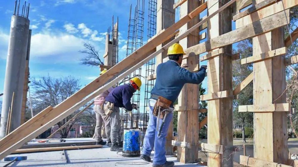 Ante la crisis, los empresarios se suben al ajuste