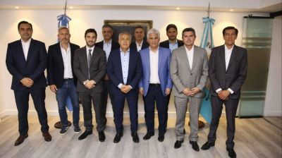 Gobernadores de Juntos por el Cambio apoyan las reformas, pero piden gestos de Milei