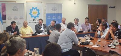 Sectores de la pesca de Mar del Plata se reunieron con diputados de Unin por la Patria: preocupacin por los efectos que generara la Ley mnibus