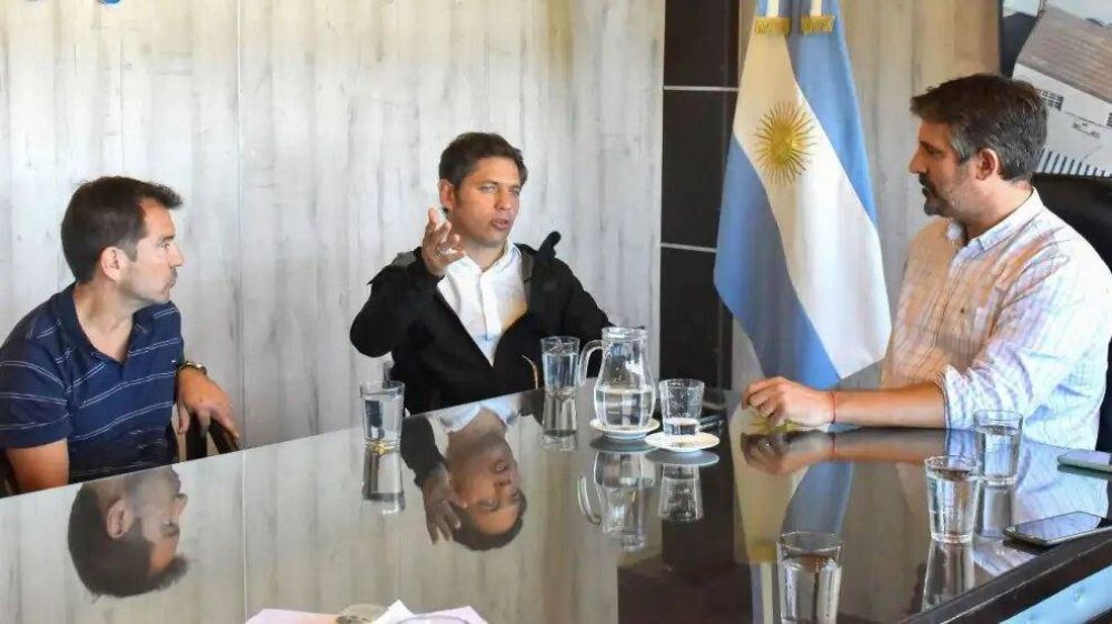 Con cr�ticas a Milei, Kicillof decret� una suba del 25% a los empleados p�blicos bonaerenses