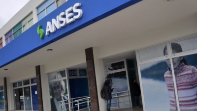 Fuerte polémica: el gobierno despidió a más de 300 trabajadores de planta permanente de Anses