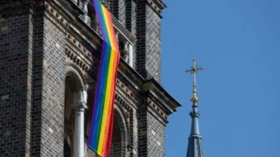 Iglesia cat�lica de Pa�ses Bajos acepta la bendici�n del Vaticano a parejas homosexuales