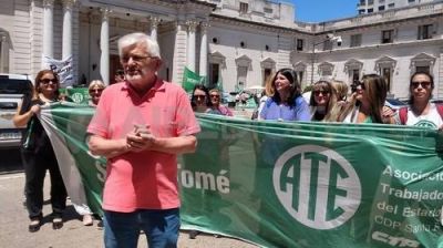 El gobierno de Santa Fe despidió a 191 trabajadores y ATE va a la justicia