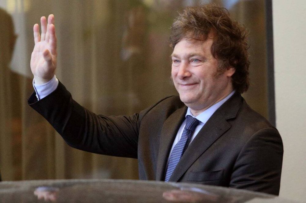 Milei en picada: La imagen del presidente cay 9 puntos en las primeras cinco semanas de gobierno