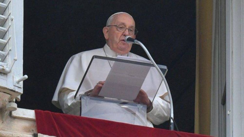 En el �ngelus, el Papa anima a ser responsables y protagonistas de la fe
