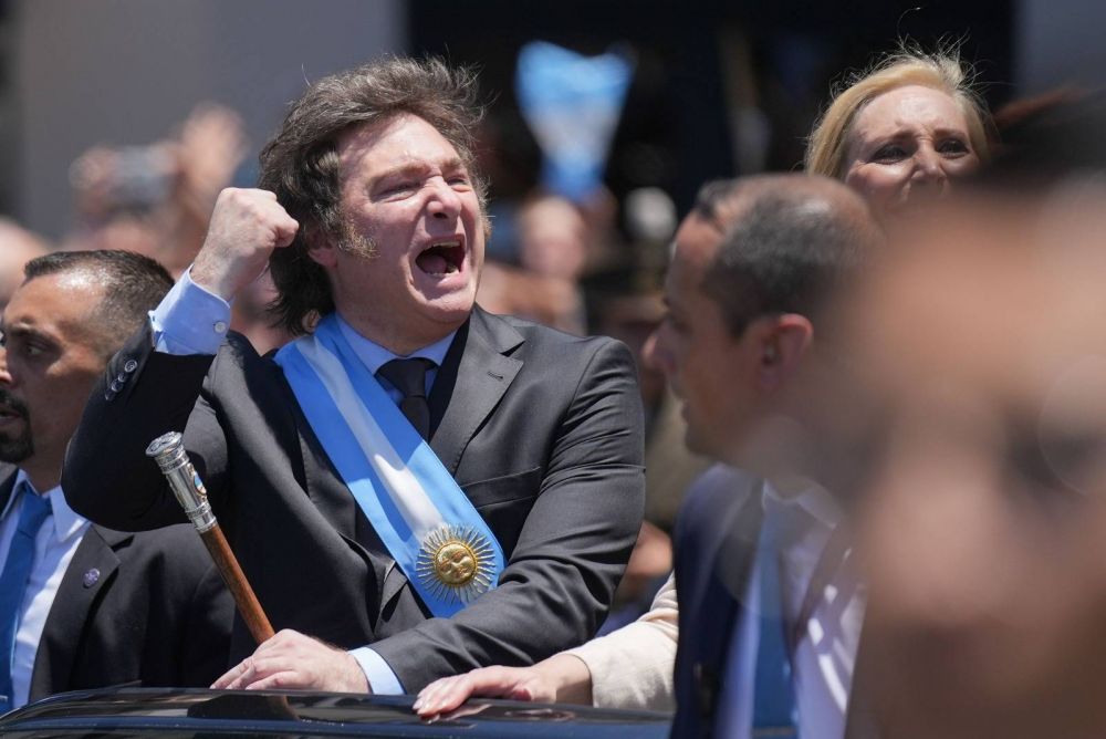 Milei espera conseguir el dictamen ma�ana y aparece una reforma sorpresiva