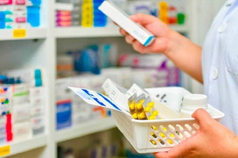 Marcha atr�s en el mega DNU: podr�n poner marcas en las recetas y no vender�n medicamentos fuera de las farmacias