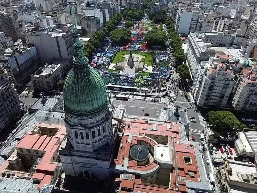 Advertencias, cr�ticas a Milei y un pedido a los legisladores: qu� dice el documento que la CGT leer� hoy en el acto ante el Congreso