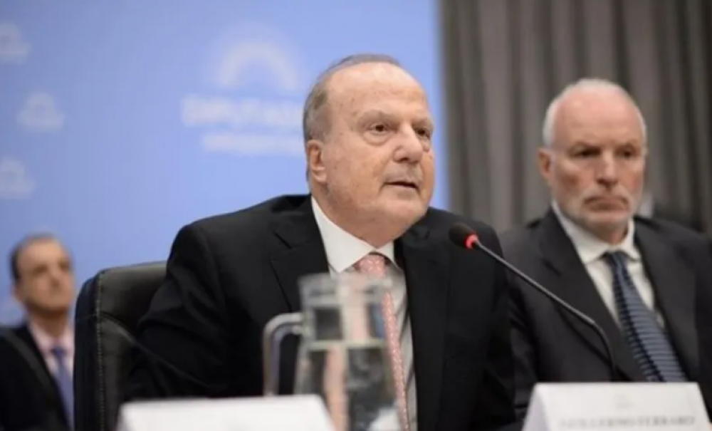 Renuncia confirmada: el ministro de Infraestructura, Guillermo Ferraro, qued afuera oficialmente y la cartera pasa a Economa, a cargo de Luis Caputo