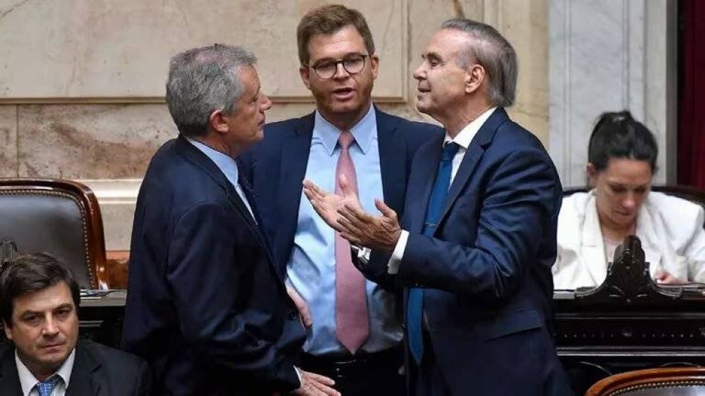 Nicol�s Massot asegur� que al Gobierno no le interesa aprobar la ley y puso en duda la sesi�n en Diputados
