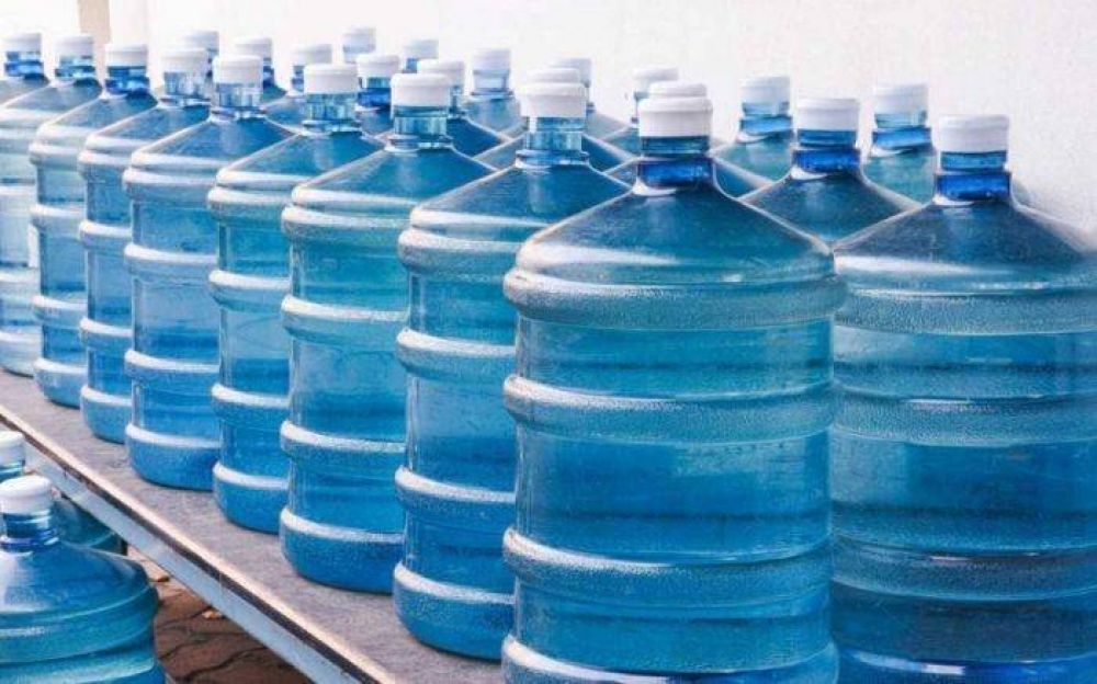 Aguas del Norte entregar agua de mesa envasada