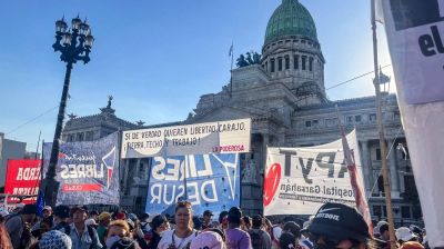 El texto completo de la ley �mnibus que el oficialismo y aliados esperan votar