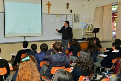La Comisi�n Episcopal de Educaci�n anima a inculcar la cultura del encuentro y del cuidado