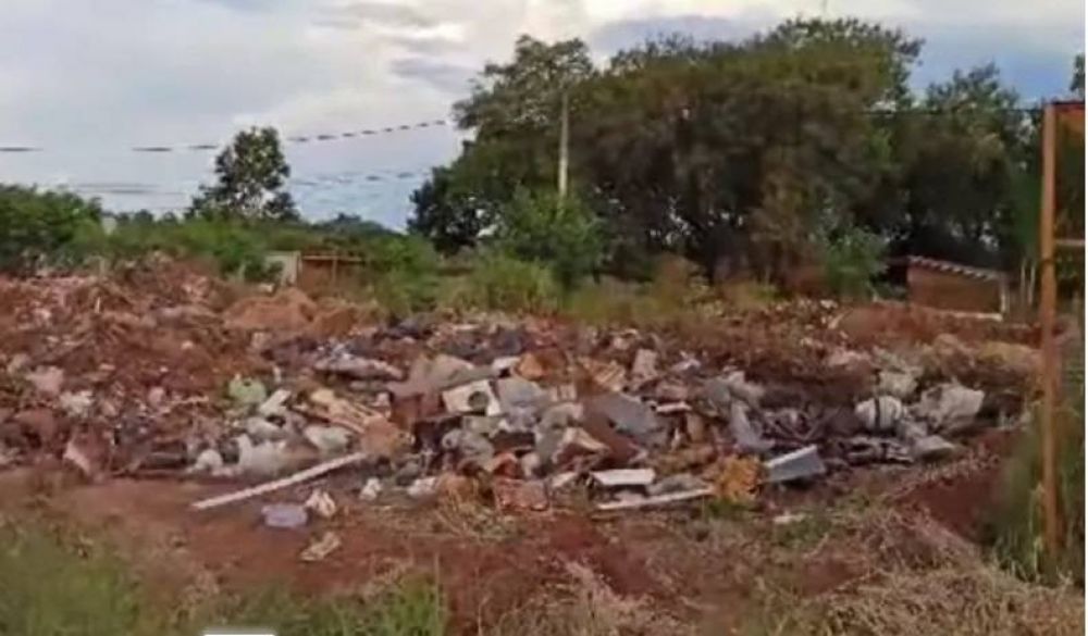 Puerto Iguaz: vecinos denuncian que el municipio cre un nuevo basural a cielo abierto