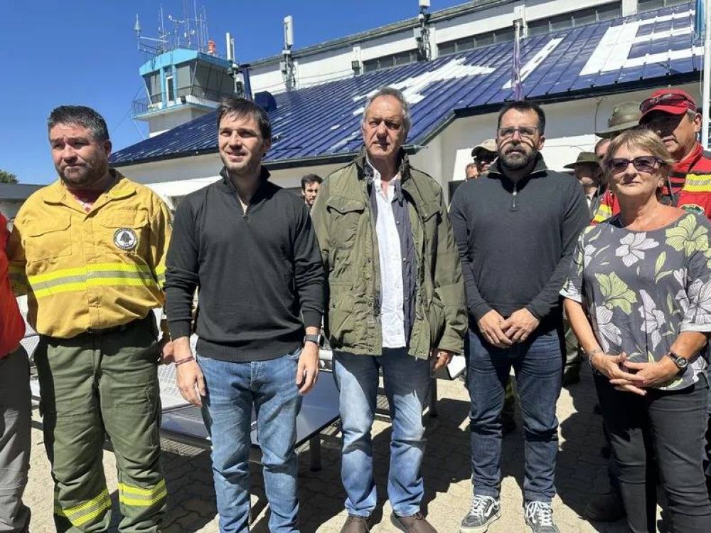 Diplomacia paralela: Javier Milei rompe relaciones con los gobernadores, pero Daniel Scioli viaj� a Chubut