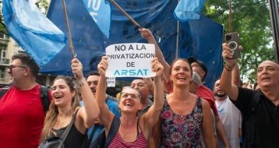 FOETRA march contra la privatizacin de ARSAT y en reclamo por atrasos salariales