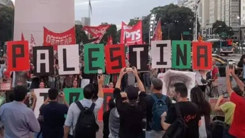 Caravana por Palestina y contra la propuesta del presidente argentino de trasladar la embajada a Jerusaln