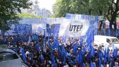 Los piqueteros unen fuerzas y prometen llevar 100 mil personas a Plaza de Mayo para protestar contra el gobierno de Milei