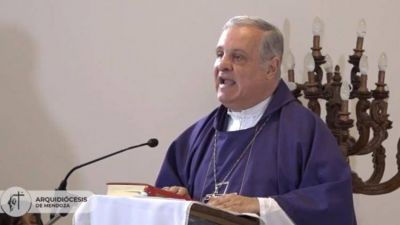 Mons. Colombo reflexionó sobre el domingo de la entrega y del sacrificio