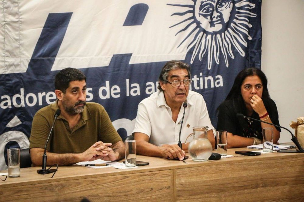 Godoy le mand la primera respuesta sindical al Pacto de Mayo que convoc Milei: No quiere un pacto sino una rendicin de cuestiones fundamentales de una sociedad democrtica