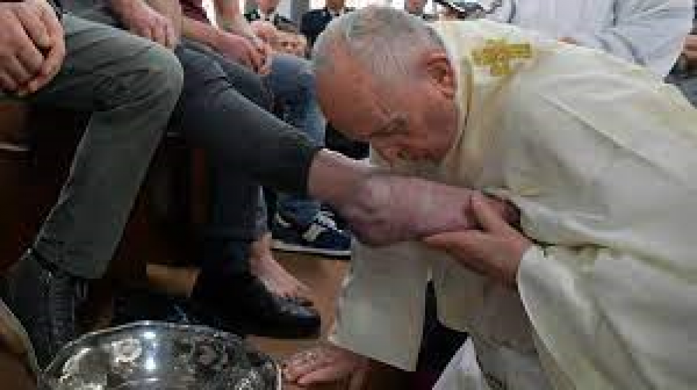 Lavatorio de pies: Francisco acudir� a una c�rcel de mujeres