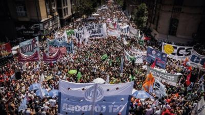 El peronismo y los sindicatos estn armando una contracumbre en Crdoba para el 25 de mayo y ya preparan sus 