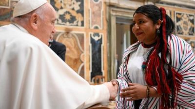 El Papa defiende el conocimiento ind�gena para abordar la crisis clim�tica