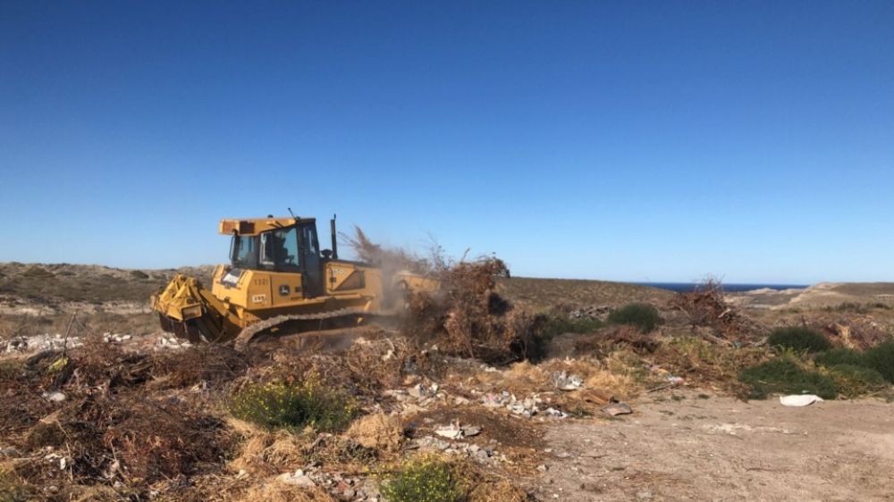 Provincia coordina tareas de remediacin ambiental en Puerto Pirmides