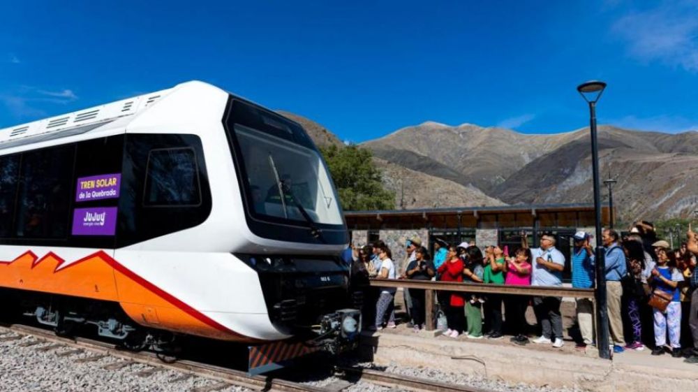 La Unin Ferroviaria salud la puesta en marcha del Primer Tren Solar a batera de litio de la Argentina
