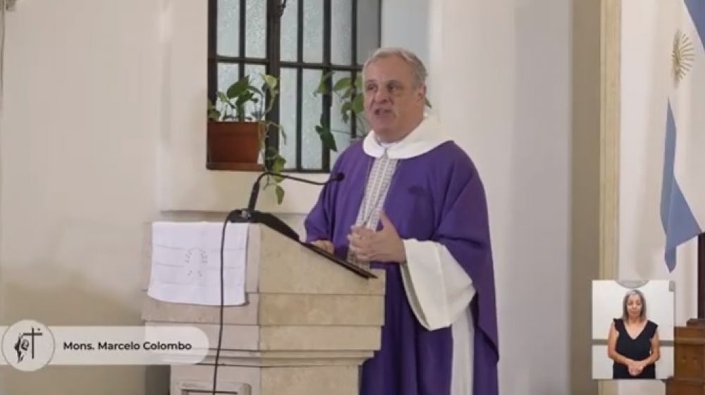 Mons. Colombo explica por qu la Pascua es el tiempo de la oblacin de los cristianos
