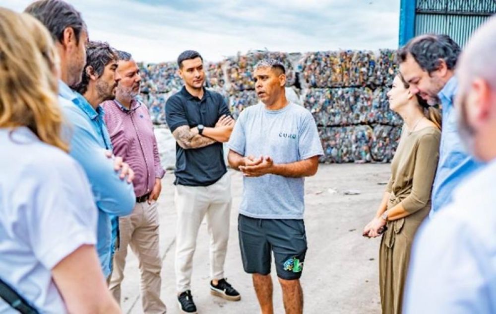 Coca-Cola, Reginald Lee y Ecopek impulsan el reciclado en Mar del Plata