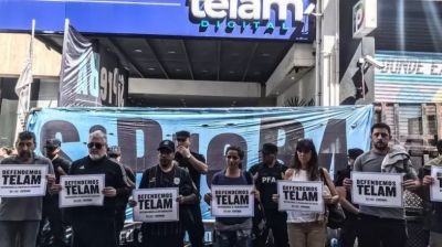 Trabajadores de Tlam juntan firmas para apoyar la continuidad de la agencia federal