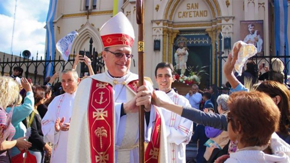 El arzobispo de Rosario agradece la cercana del Papa Francisco