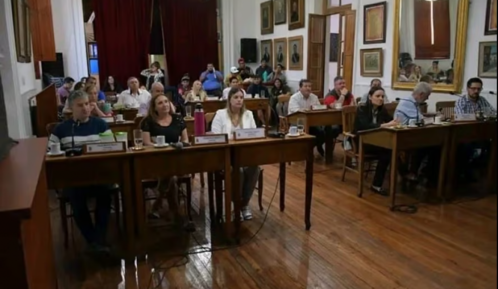 En Patagones el intendente de UxP propone un fuerte tarifazo y los concejales de Milei se oponen