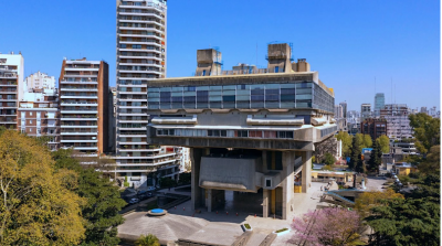 La Biblioteca Nacional no esquiv� la Motosierra y tambi�n registr� 120 despidos