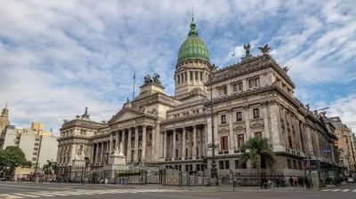 Ley �mnibus: el Gobierno acelera negociaciones y podr�a enviar este viernes el proyecto al Congreso