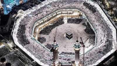 Record histrico: 2,5 millones de musulmanes se renen en la Gran Mezquita de La Meca en la noche del 27 de Ramadn
