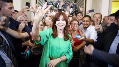 Cristina Kirchner, los mensajes de whatsapp y el inicio de la reproduccin del cristinismo