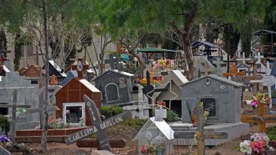 Neuqun: Cristianos, musulmanes y judos en un nico cementerio