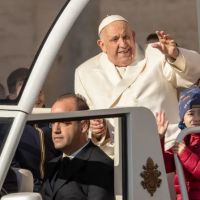 Papa Francisco: El cristiano nunca est slo, cuenta con la asistencia especial del Espritu Santo