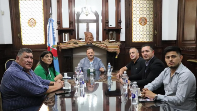 Las 62 Organizaciones Peronistas analizaron la realidad del pas junto al gobernador Ricardo Quintela