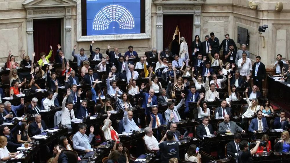 Se debate la ley Bases: las medidas que discuten en Diputados, con eje en las reformas para trabajadores, jubilados e impuestos