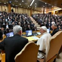 El Papa Francisco se rene con 300 prrocos en el Vaticano y les da 3 consejos esenciales