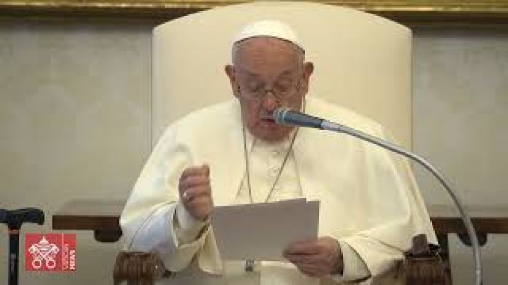 El Papa: Ayuden a los j�venes a dar lo mejor de s� en el servicio que Dios los llama