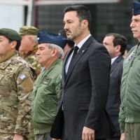 Interna en el Ministerio de Defensa: Luis Petri ech a su jefe de Gabinete, un militar retirado
